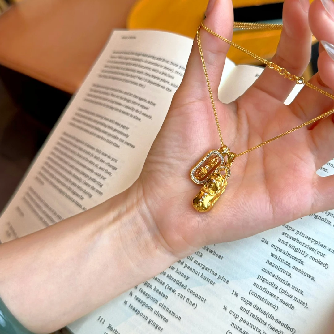 铜合金吊坠 中式金色点钻貔貅金刚杵项链吊坠精致百搭锁骨链套链