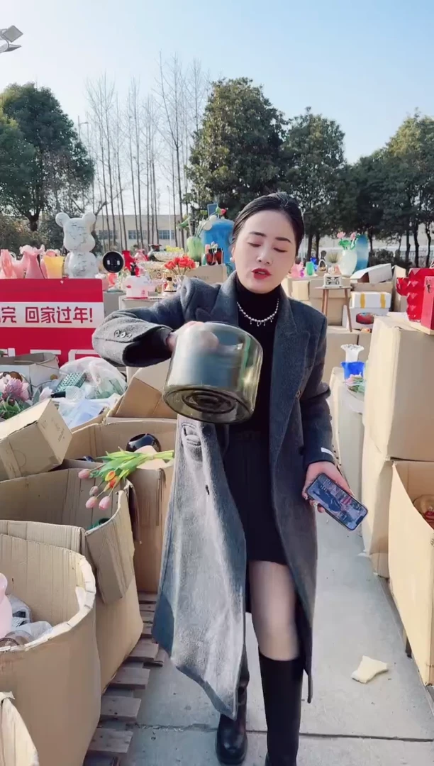 【闪购商品】玻璃安琪微瑕花瓶--XLH5E