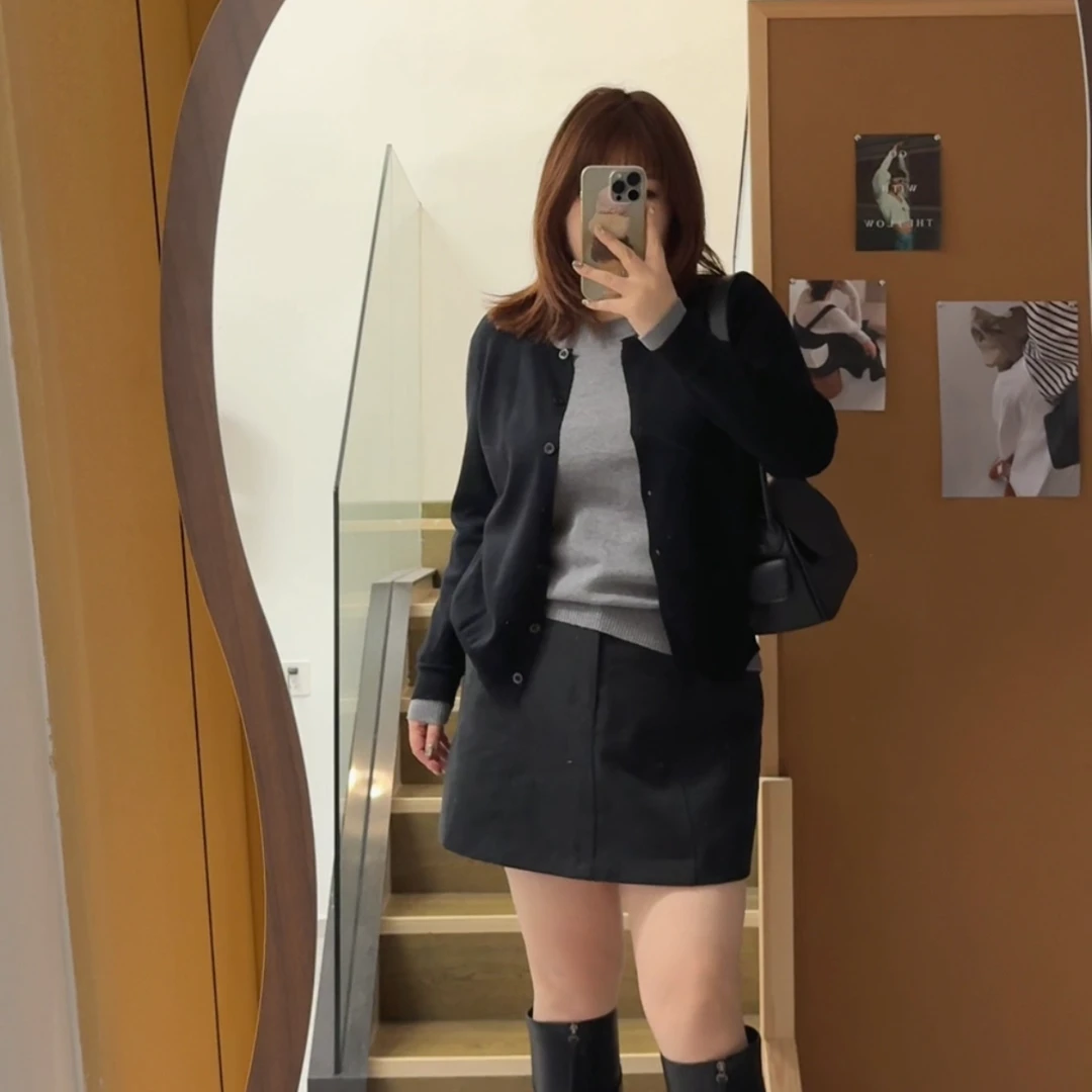 大码胖妹妹秋季新款显瘦韩系休闲百搭撞色假两件开衫毛衣