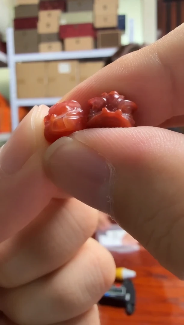 南红玛瑙未镶嵌挂件LTC-11多样性发货发其一