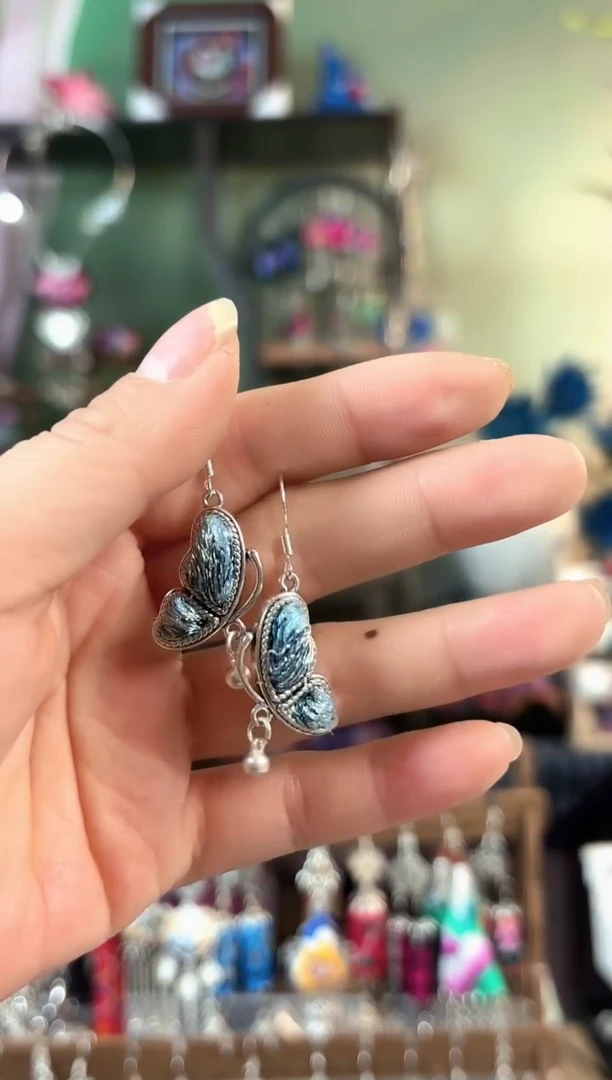 彩云南阁非遗老绣苗银饰品684