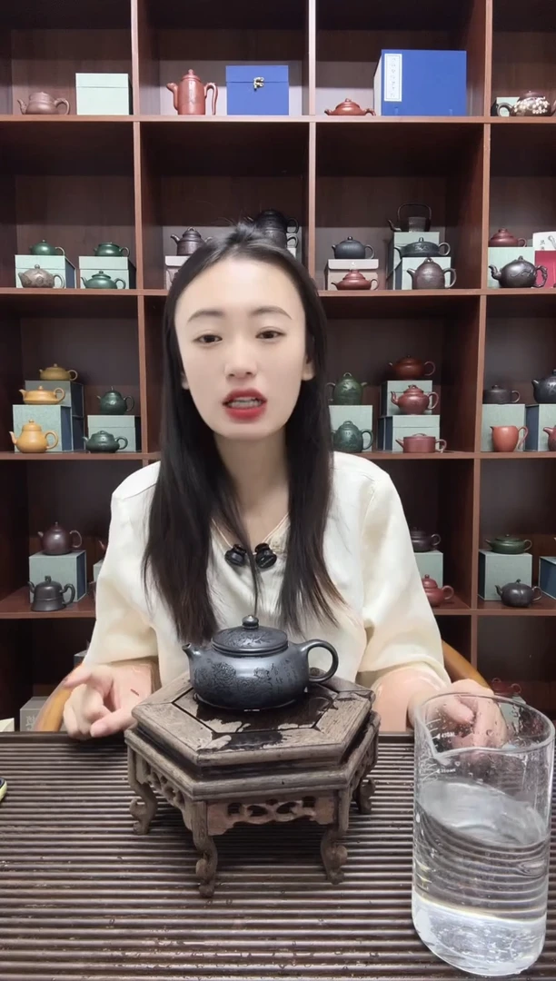 茶壶紫砂花开富贵寒江 石黄