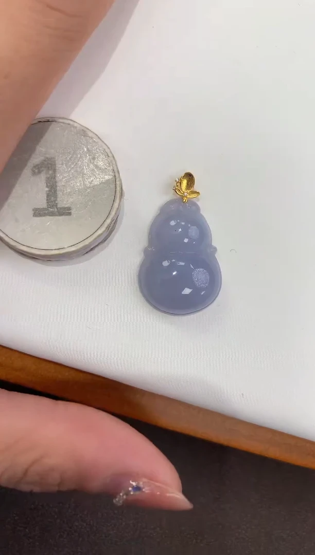 颈饰18K金镶嵌翡翠天然缅甸a货翡翠(多样性发其一)