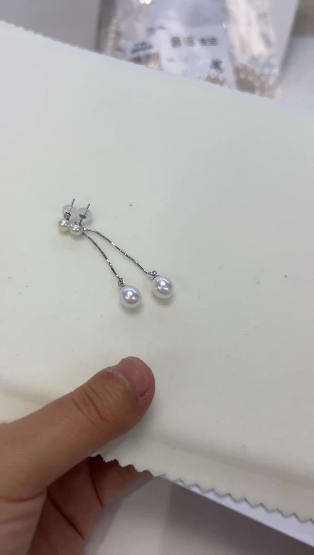 银S925镶嵌淡水珍珠耳饰风在吹