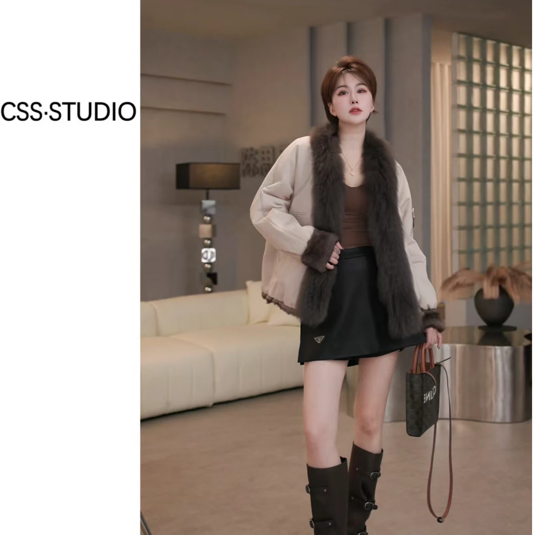 【思思专属】两面穿狐狸毛领时尚兔皮毛一体显瘦皮草外套  C57362