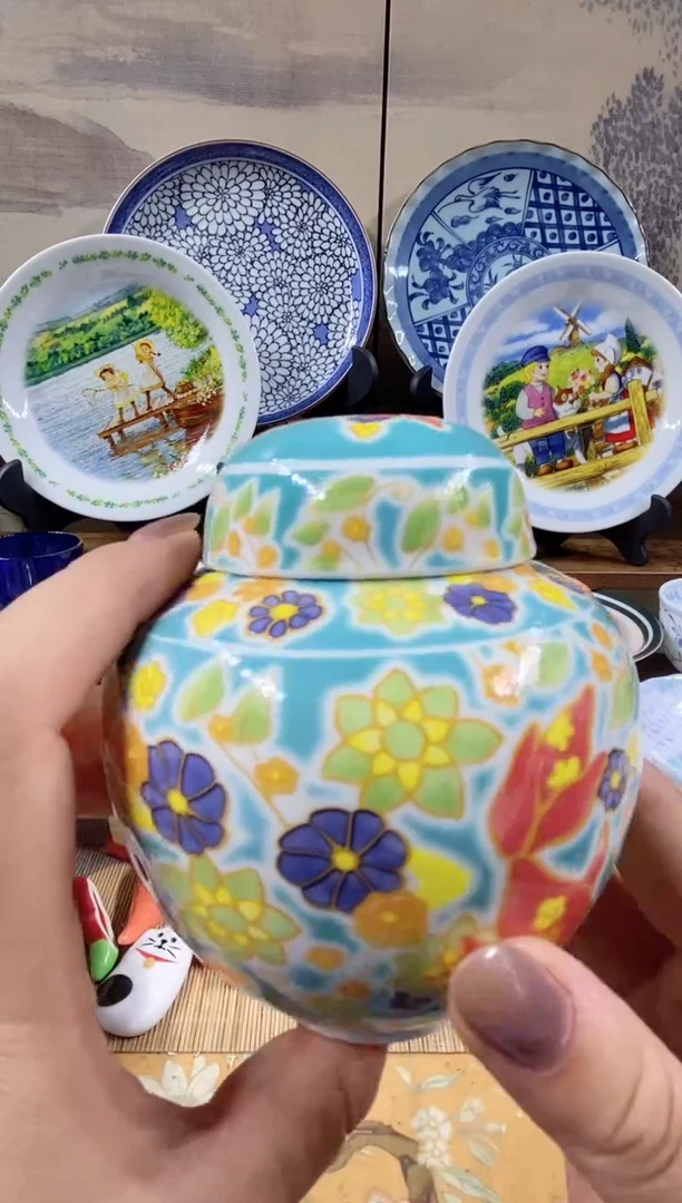 瓷片森的瓷器开播大吉