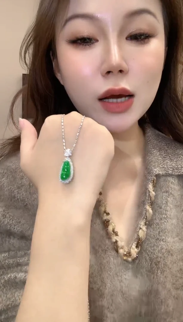 吊坠(不含链)18K金镶嵌翡翠90-吊坠