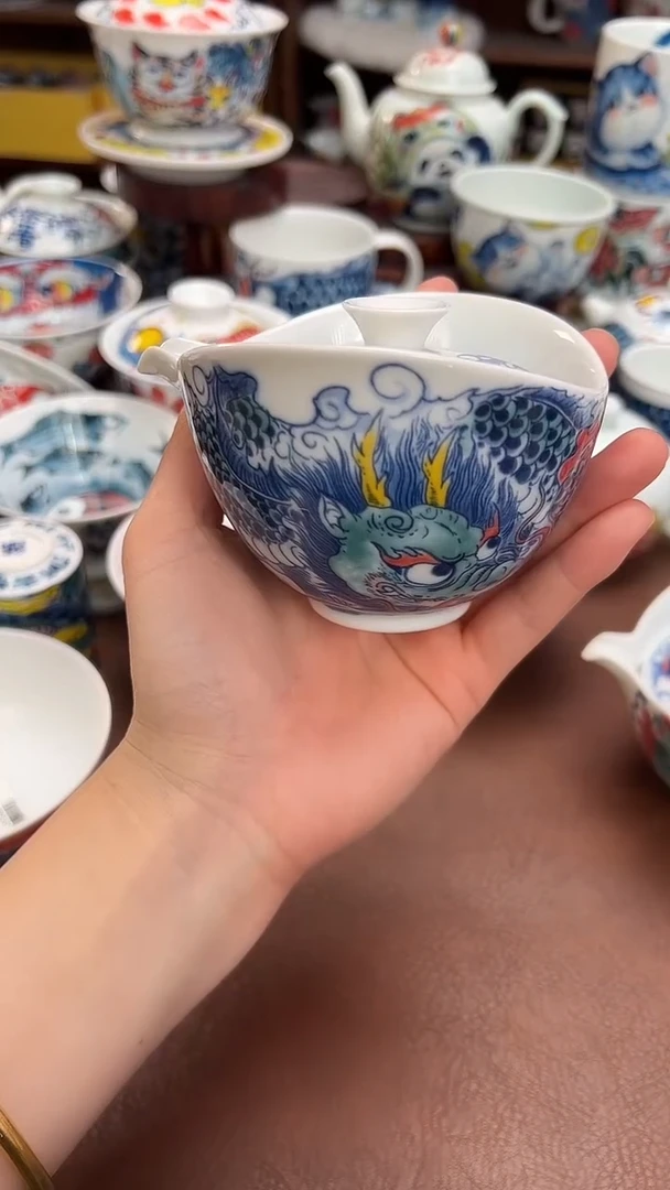 【闪购商品】微瑕福利价        手抓壶