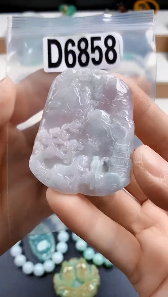 颈饰未镶嵌翡翠天然翡翠吊坠挂件