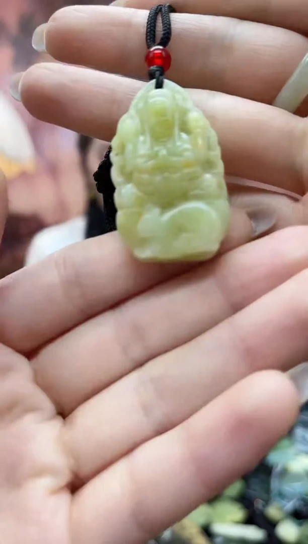 未镶嵌岫玉吊坠`