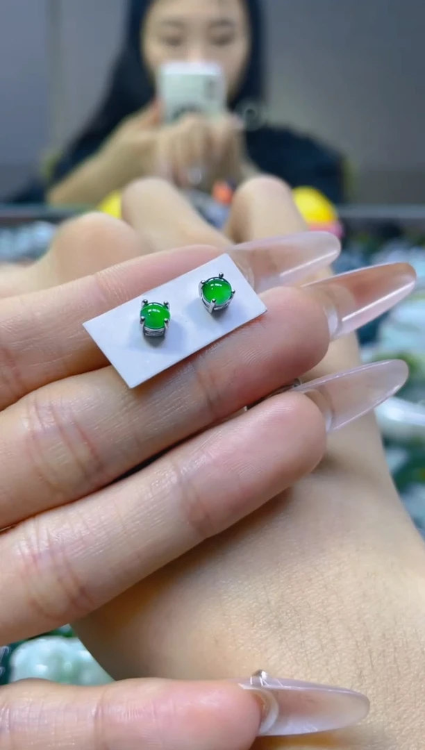 翡翠未镶嵌颈饰/U/翡翠A货，一件也是批发价