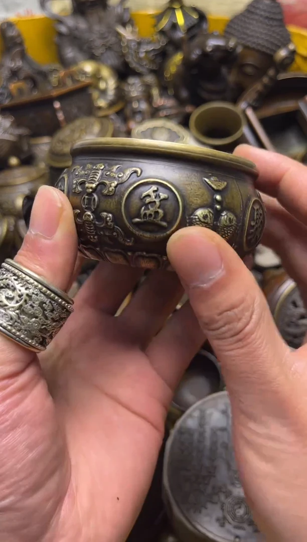 精美铜器，点击下单