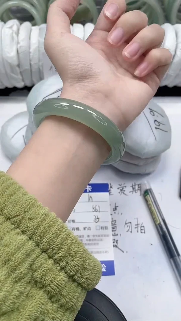 未镶嵌手镯石英质玉119-56/57