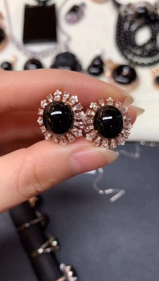 18K金镶嵌翡翠耳饰D473|16800