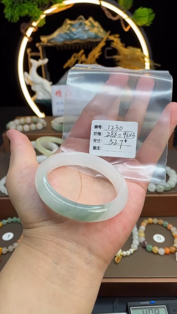 石英质玉手镯未镶嵌微*-1230