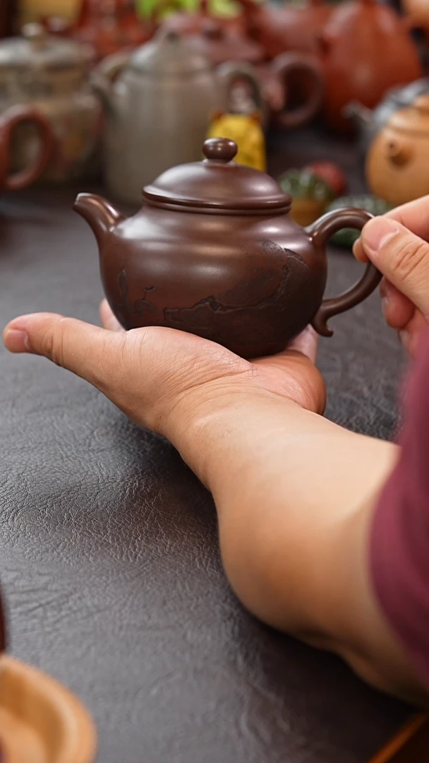 茶壶紫砂霖*莲子壶