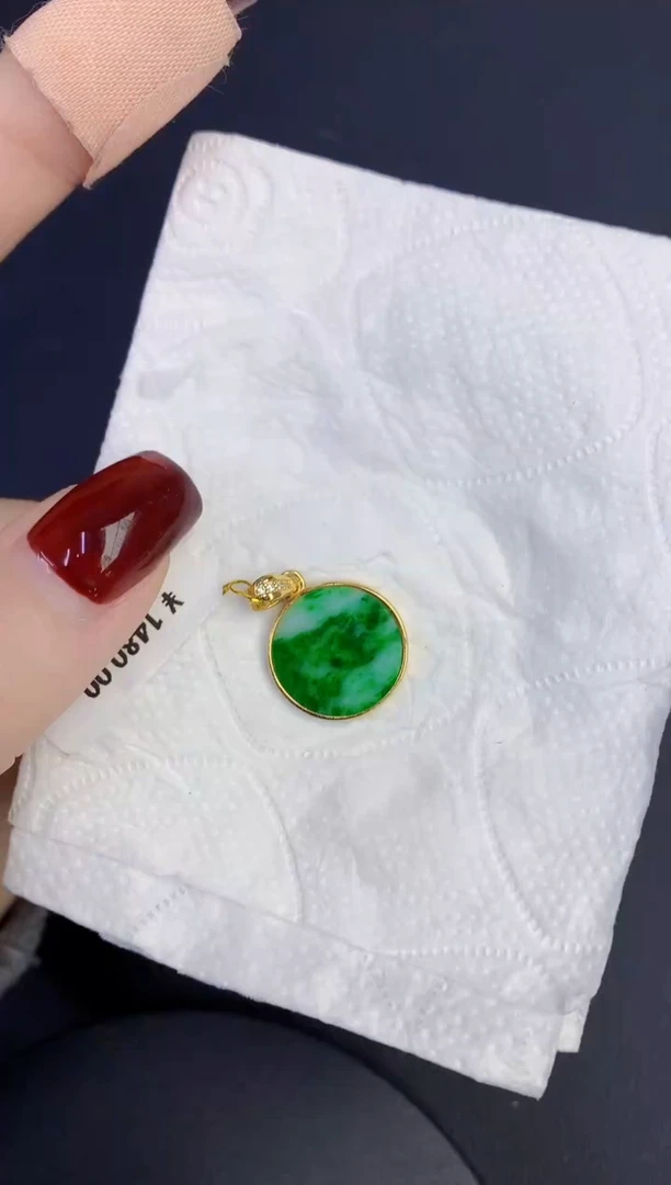 颈饰未镶嵌翡翠缅甸天然翡翠A货