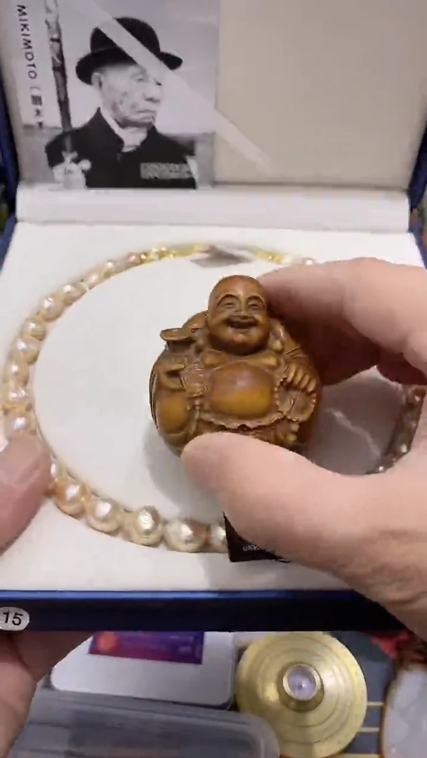 瓷片闪购商品 如图所示