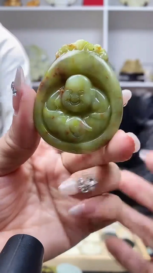 未镶嵌岫玉吊坠