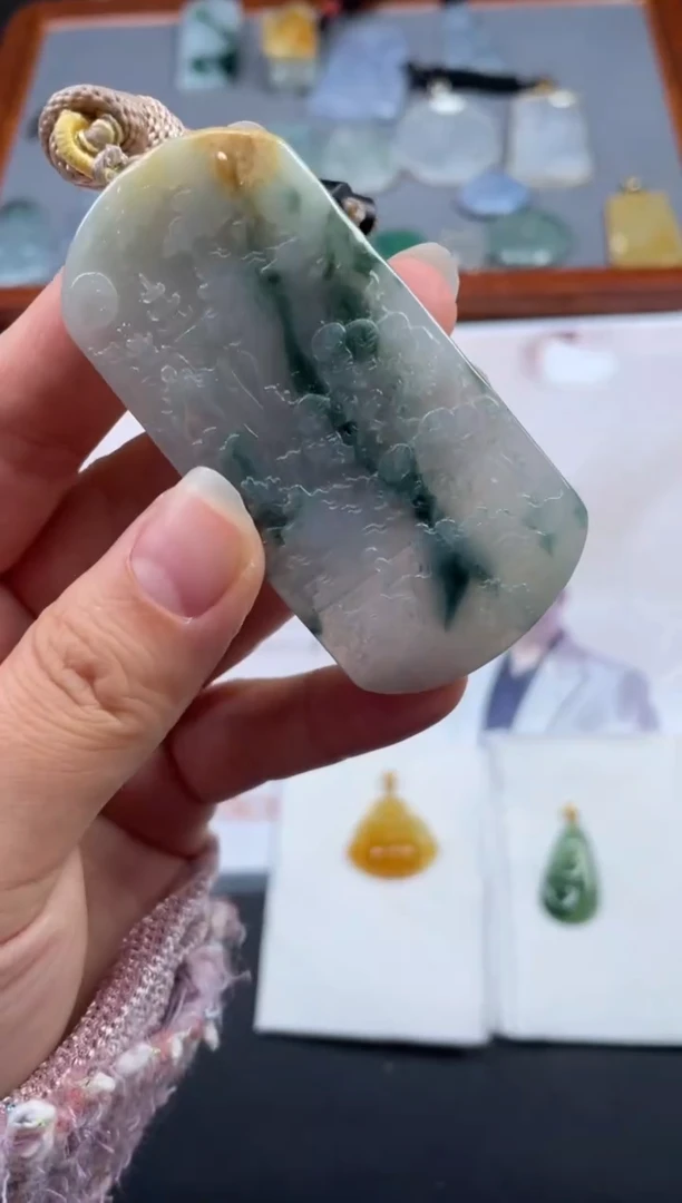 【闪购商品】定制翡翠未镶嵌01-17HDJT0133009