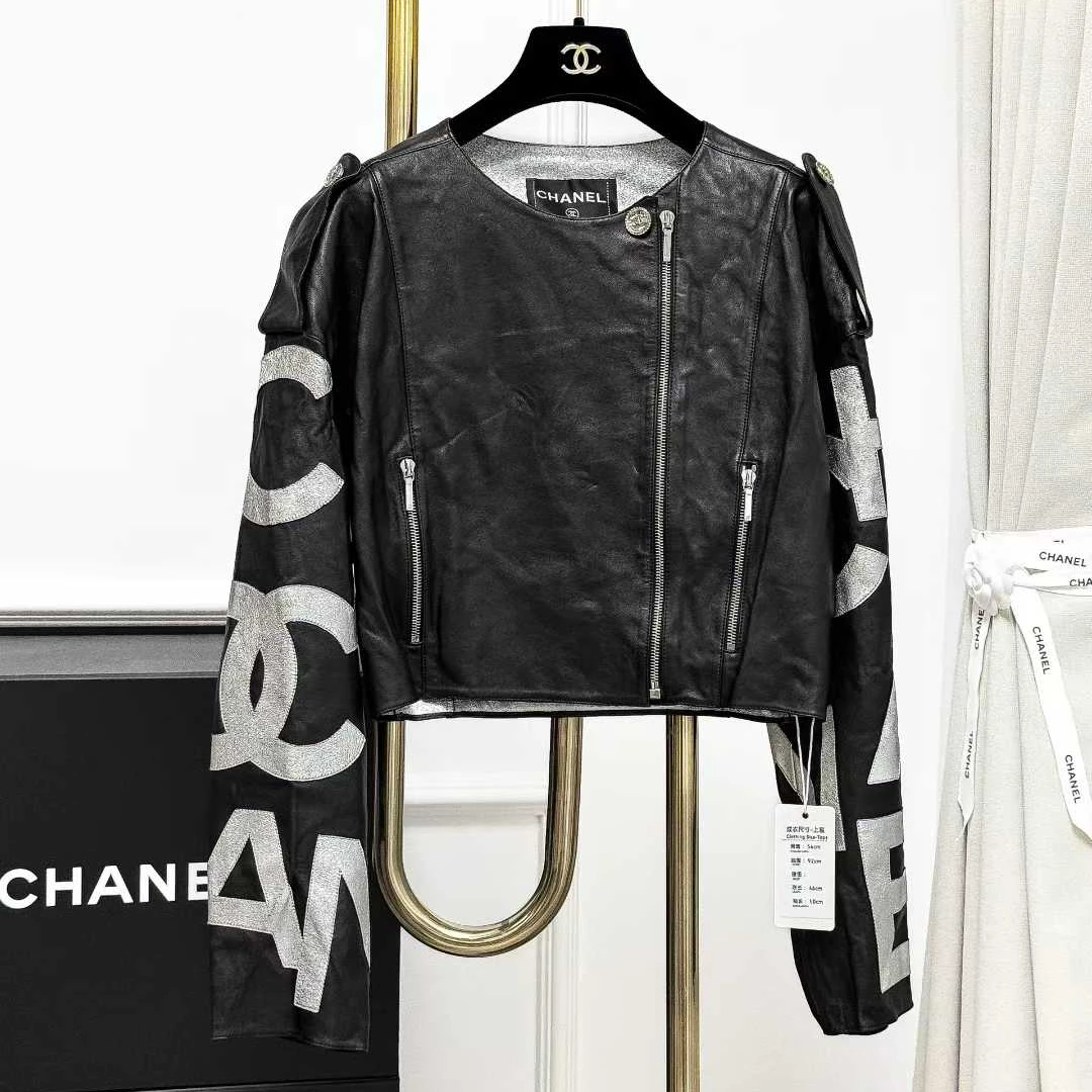 99新 Chanel/香奈儿 38码21S春夏爆款黑色拼银色字母双C皮衣外套