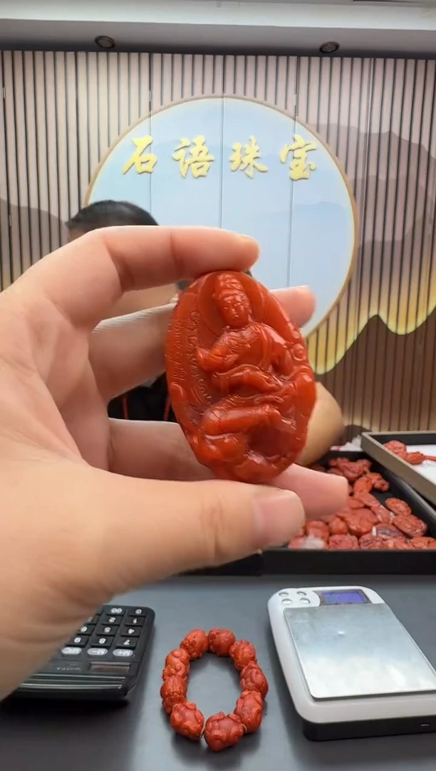 未镶嵌雕刻南红玛瑙157ZB1120产品一个