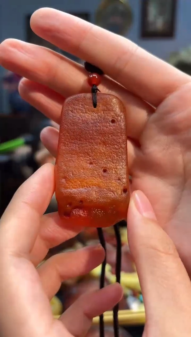 琥珀颈饰未镶嵌吊坠