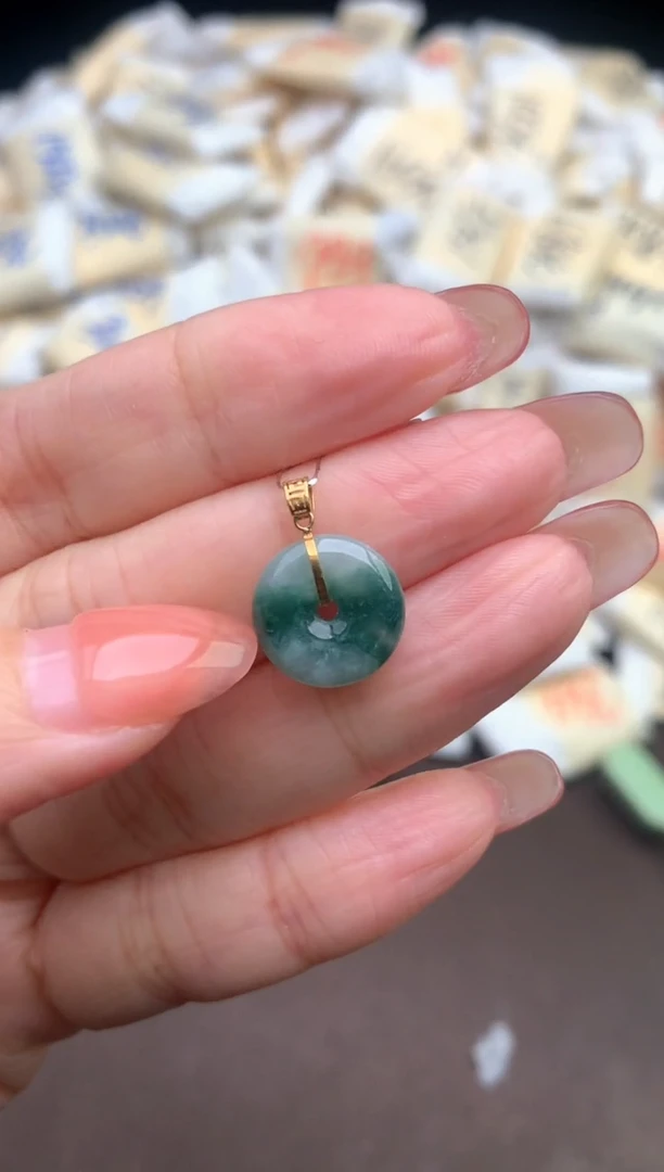 【闪购商品】翡翠颈饰18K金镶嵌—