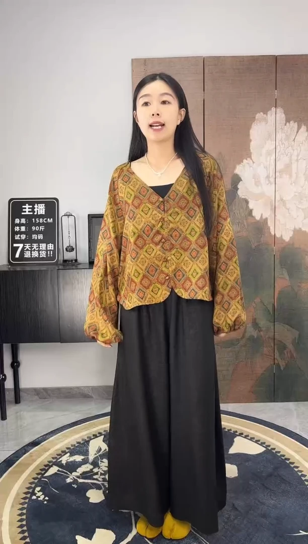 100桑蚕丝油画上衣