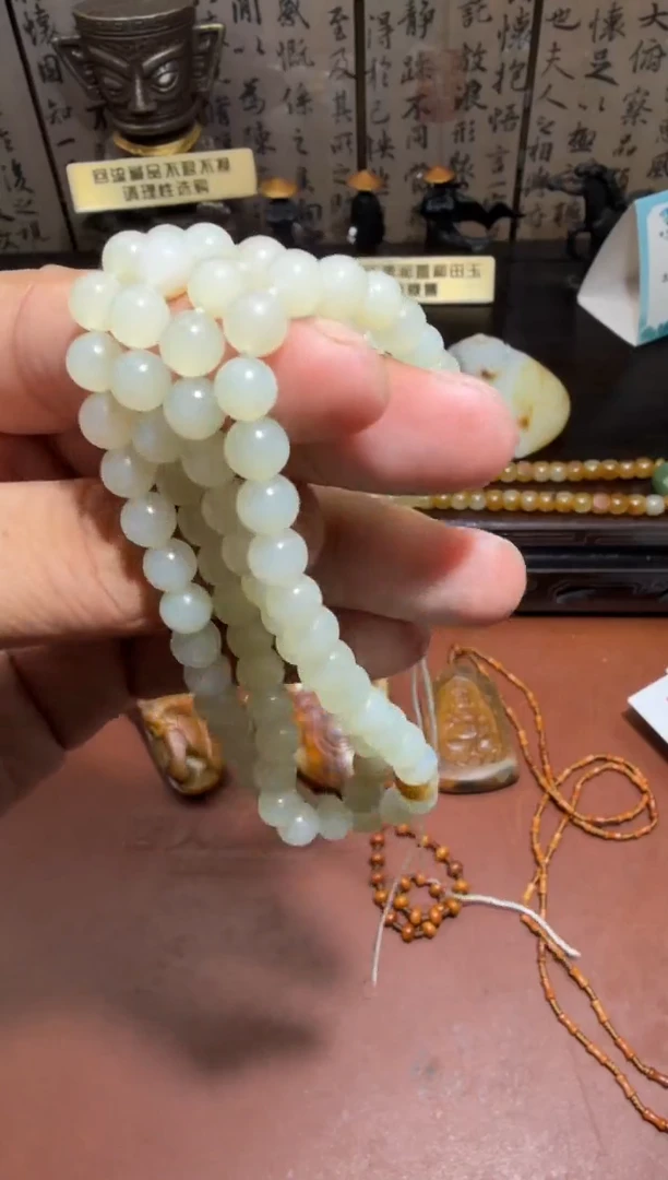 未镶嵌和田玉挂件和田玉