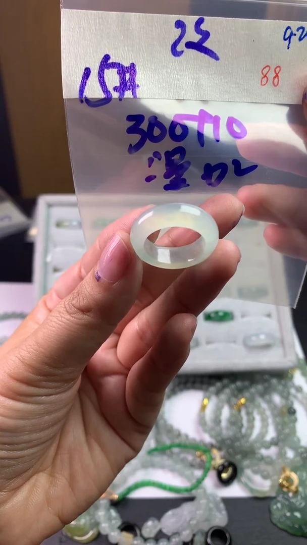 未镶嵌定制翡翠漫****学毛货需精细抛光拍一发一