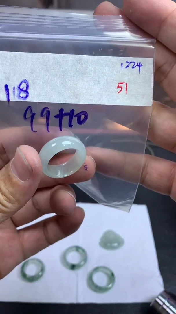 未镶嵌定制翡翠毛货需精细抛光拍一发一