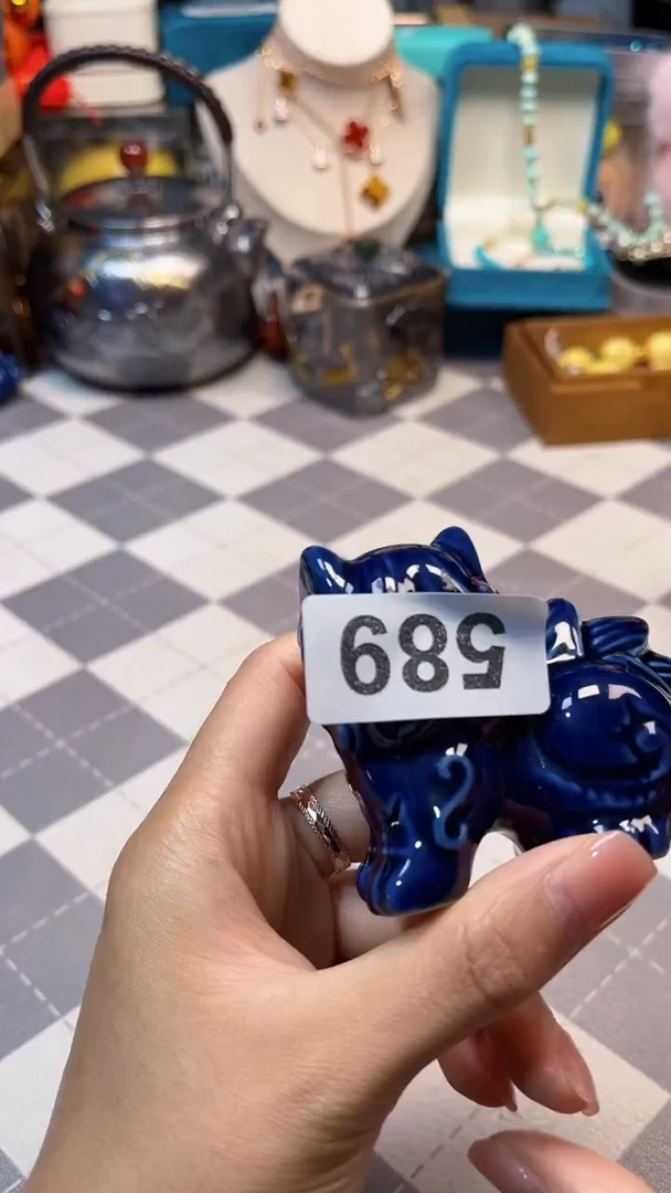 瓷片陶茶666文玩周边多人白三彩饭盒