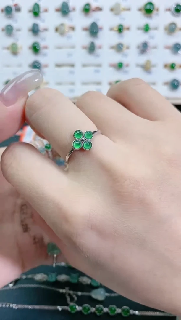 翡翠戒指银S925镶嵌天然翡翠