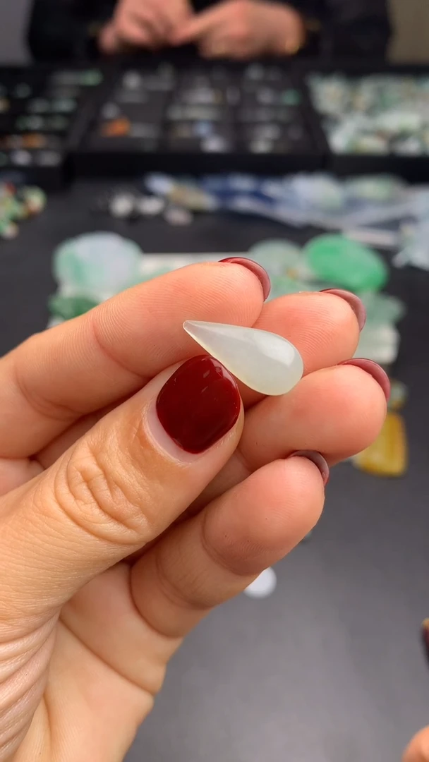 【闪购商品】定制翡翠未镶嵌