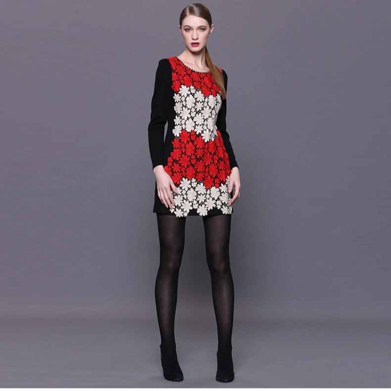 声雨竹女装专柜春夏款 黑白刺花钉珠圆领修身休闲A字连衣裙