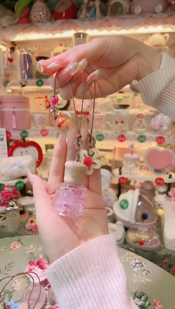 【闪购商品】摆件香薰吊坠紫色品质好，发货快，放心拍