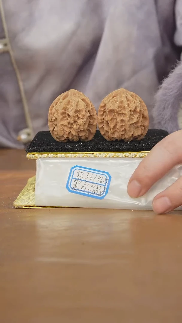 把件文玩核桃马蹄