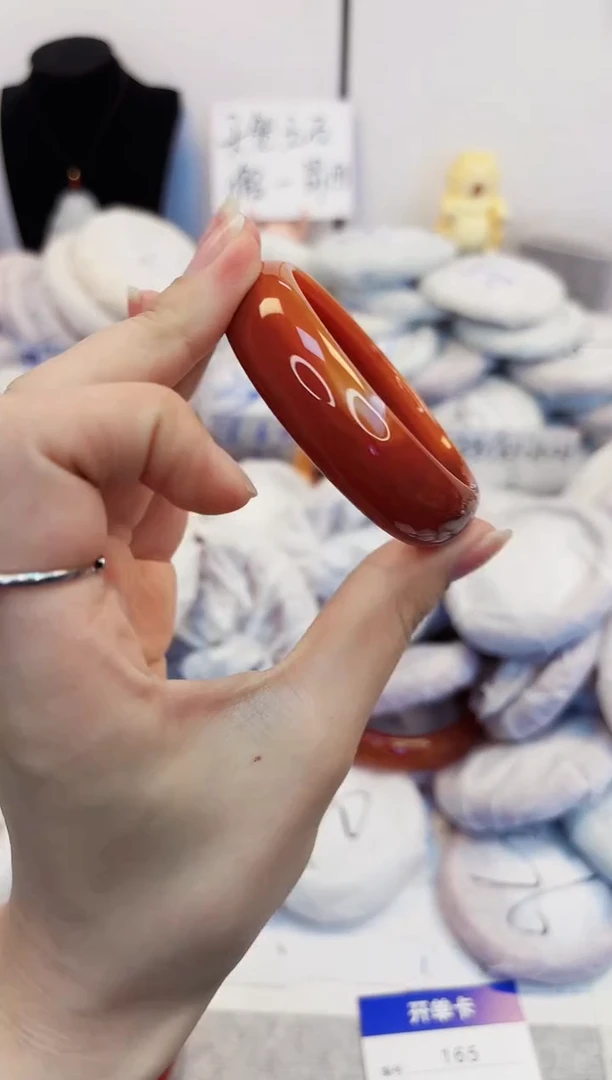 【闪购商品】石英质玉手镯未镶嵌165-玛瑙圈口53