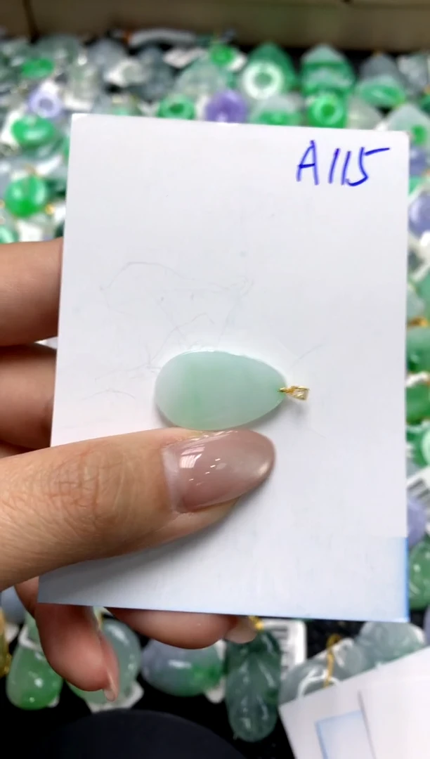 【闪购商品】翡翠颈饰18K金镶嵌111111111