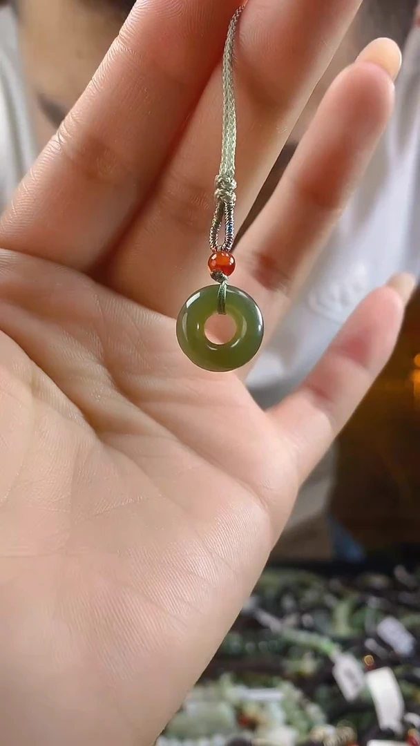 和田玉未镶嵌颈饰多样性发货，拍一发一