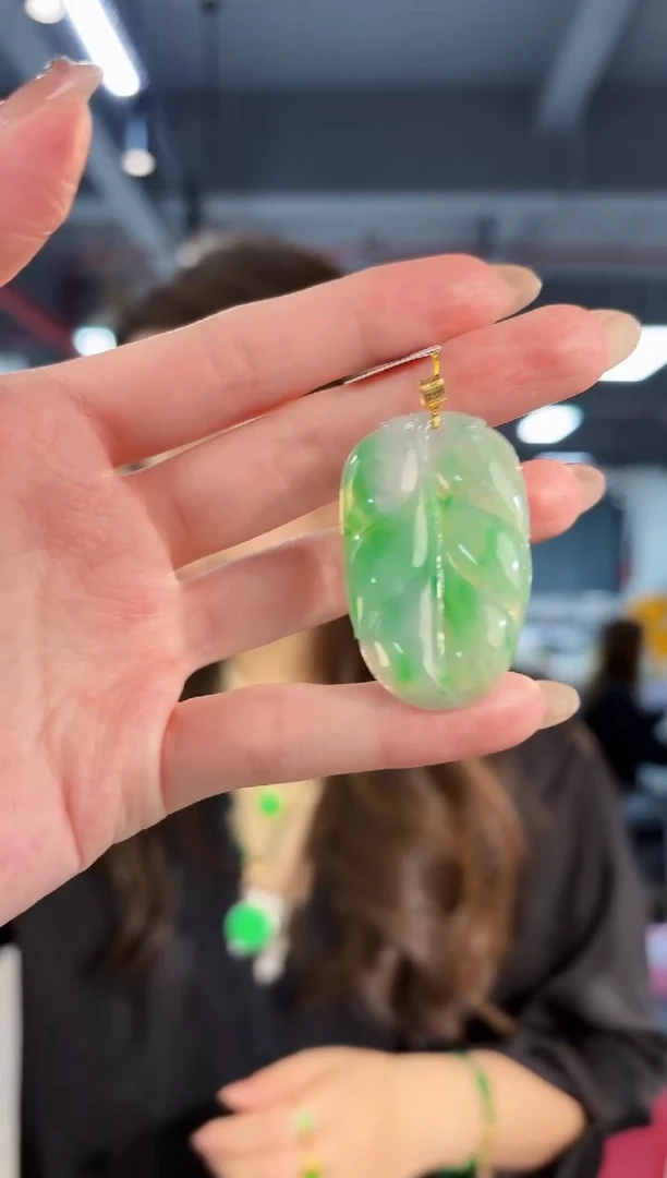 【闪购商品】翡翠颈饰18K金镶嵌缅料A货/支持复检/一件