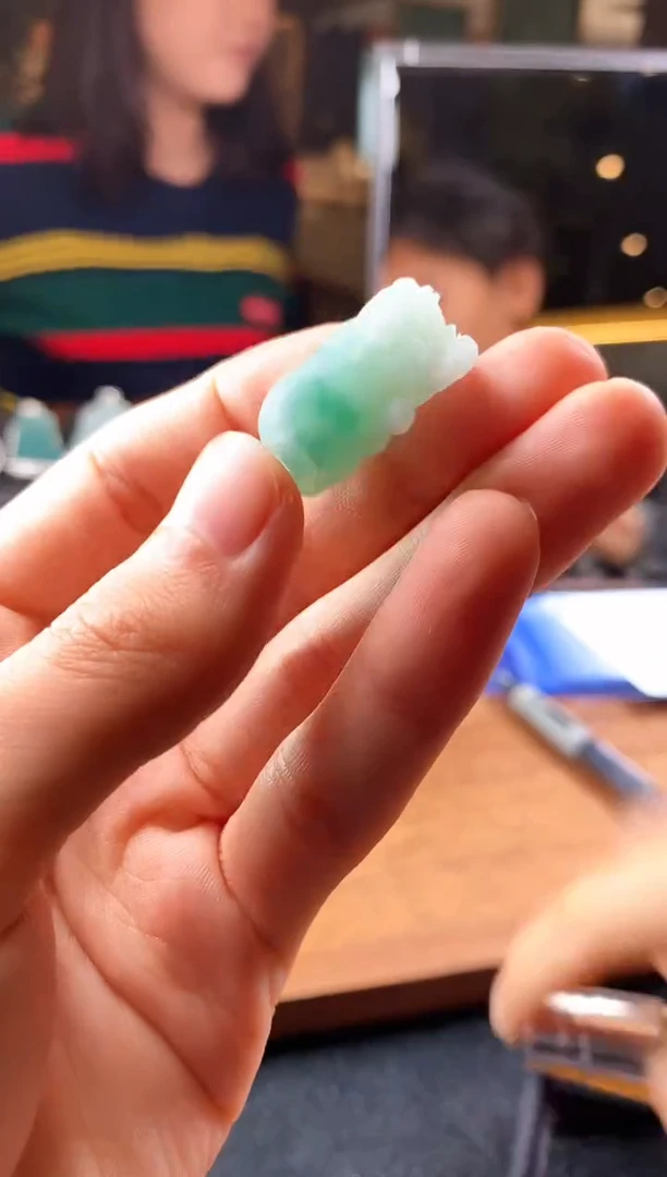 未镶嵌定制翡翠不*兴S毛货不退不换