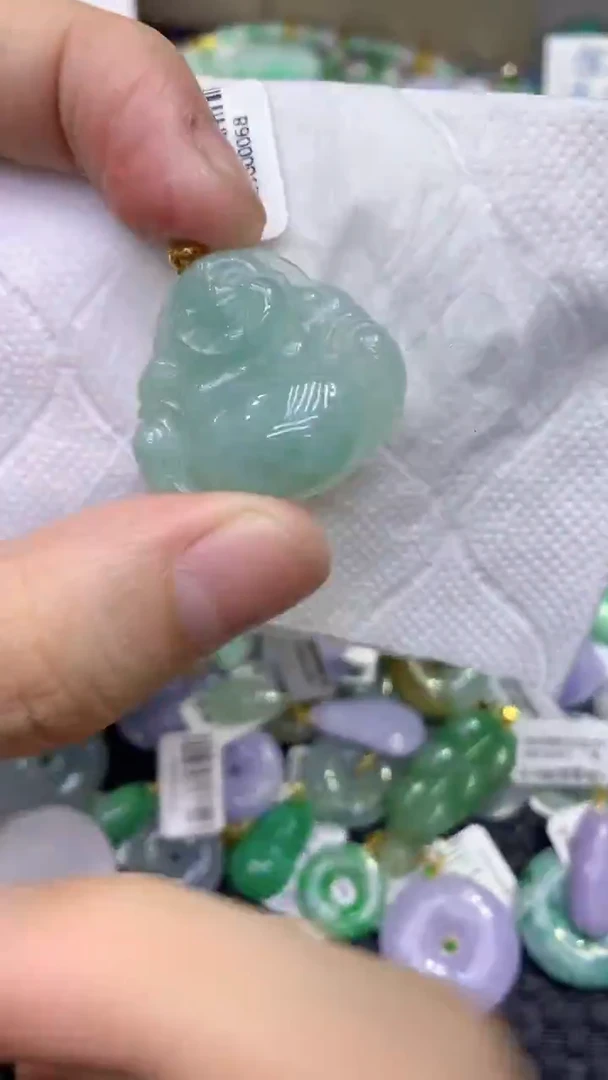 颈饰未镶嵌翡翠天然缅甸A货翡翠