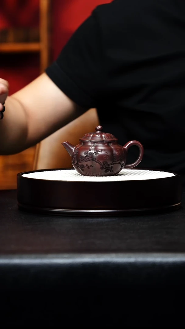茶壶紫砂宜兴紫砂 筋纹宝瓶 吴国政 龙山古乌泥