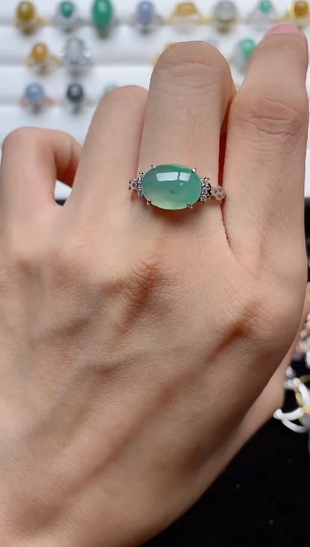 翡翠戒指银S925镶嵌......