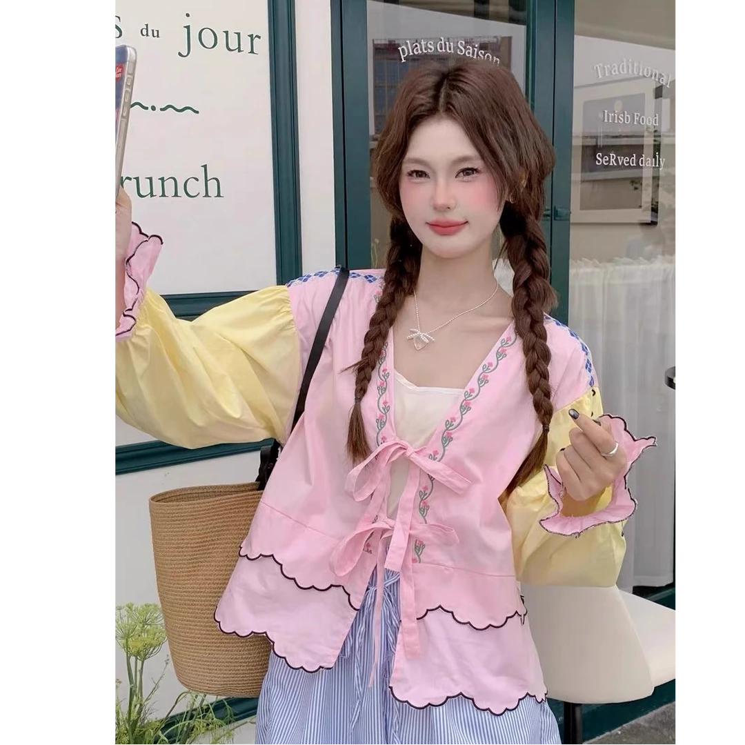 lead dream2025夏季新款 刺绣花边拼色系带上衣