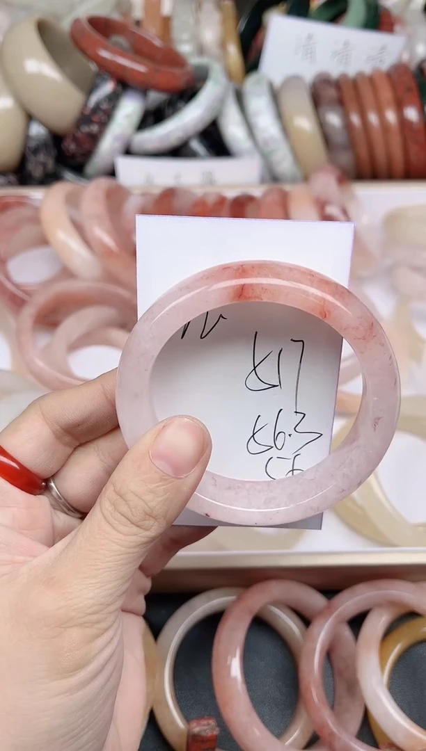 未镶嵌手镯石英质玉517