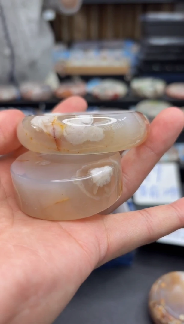 未镶嵌手镯石英质玉373(54圈赠送镯心)