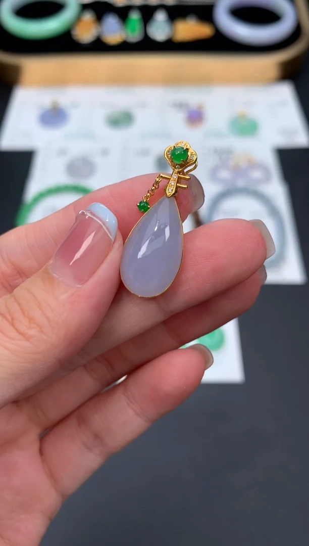 18K金镶嵌定制翡翠48小时鉴赏期 退货不扣服务费